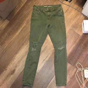 Olive Jeans
